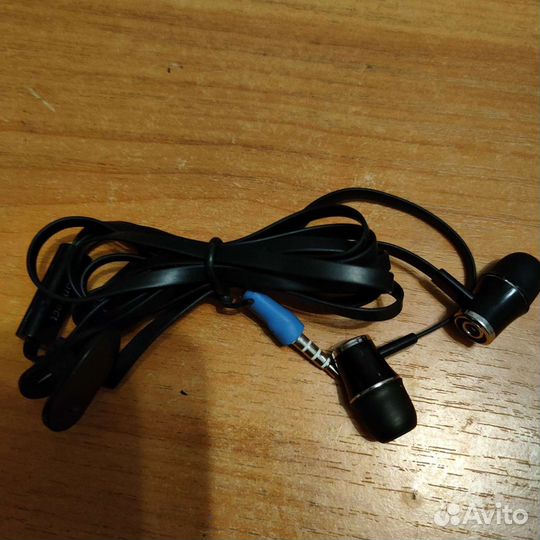 Наушники-гарнитуры