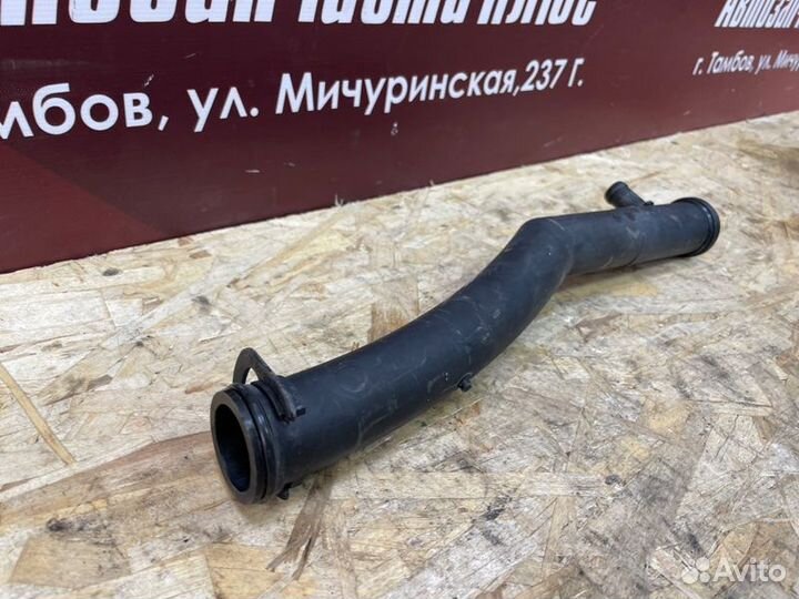 Патрубок системы охлаждения Volkswagen Polo