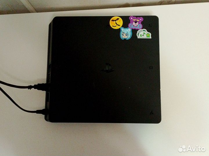 Продам PS4