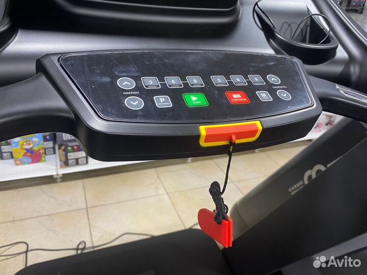 Беговая дорожка полупрофессиональная T815M