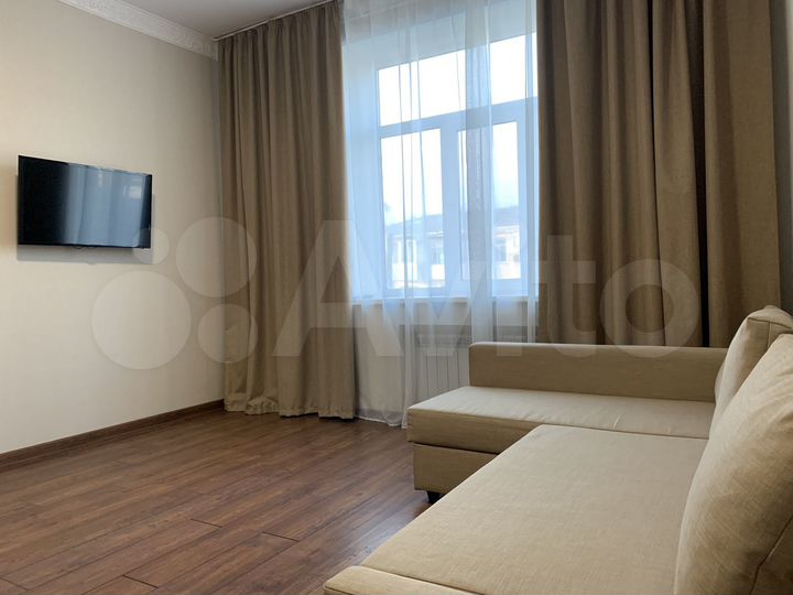 3-к. квартира, 60 м², 1/2 эт.