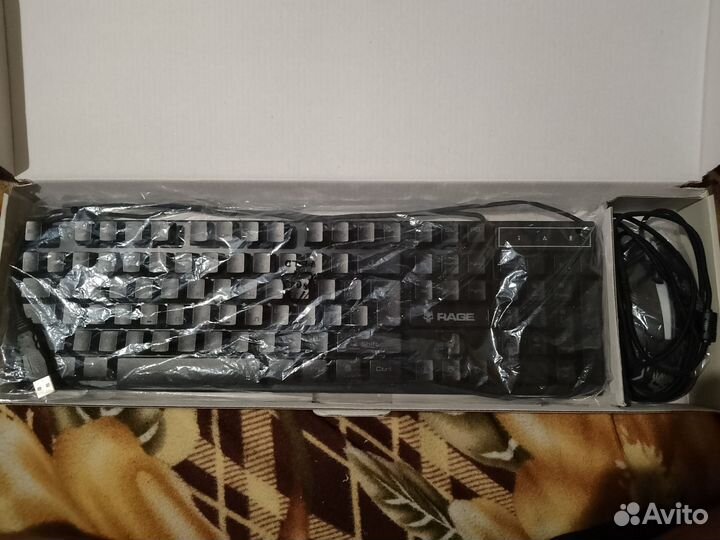 Набор клавиатура и мышь