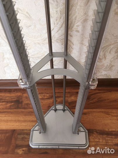 Подставка для дисков