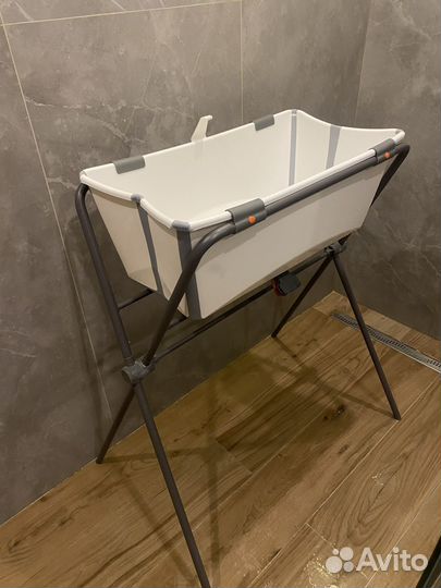 Ванночка для купания складная stokke