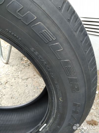 Bridgestone Dueler H/T 687 225/65 R17 101