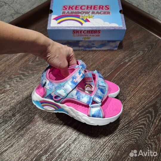 Новые сандали 