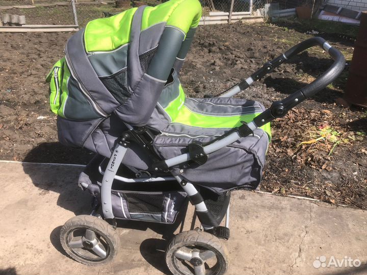 Коляска адамакс