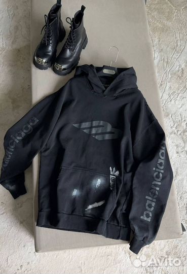 Худи Balenciaga