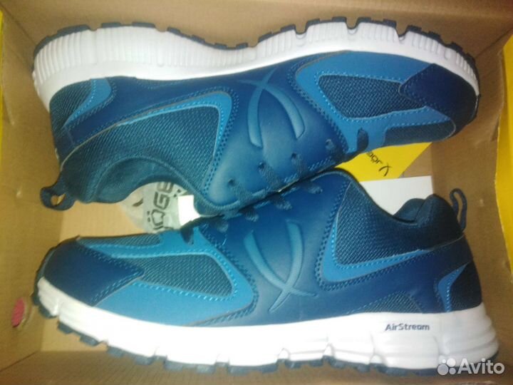 Кроссовки мужские