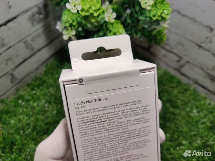 Google Pixel Buds Pro Bay