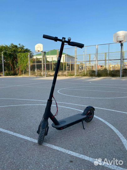Электросамокат Xiaomi MiJia Scooter M365 Black