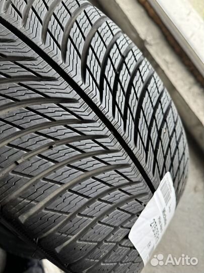 Michelin Pilot Alpin PA5 245/40 R19 и 275/35 R19 V