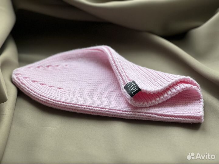 Шапка вязаная ручная работа