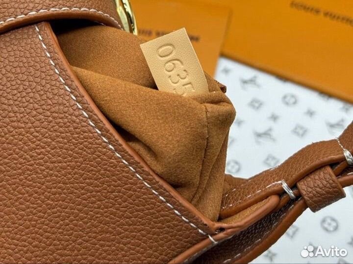 Сумка Louis Vuitton