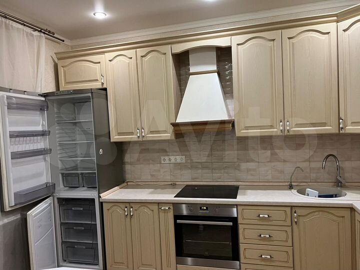 2-к. квартира, 67 м², 2/16 эт.