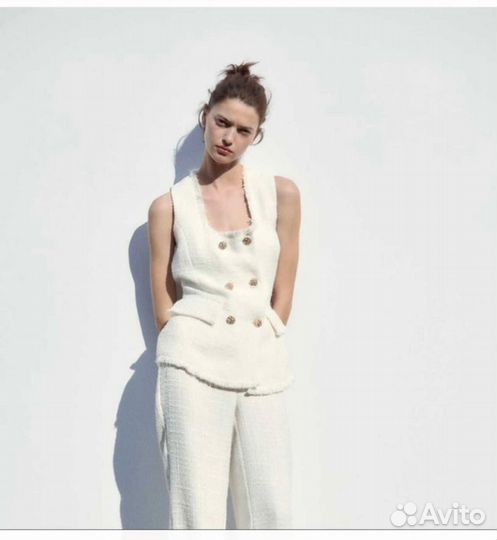 Новый брючный твидовый костюм Zara