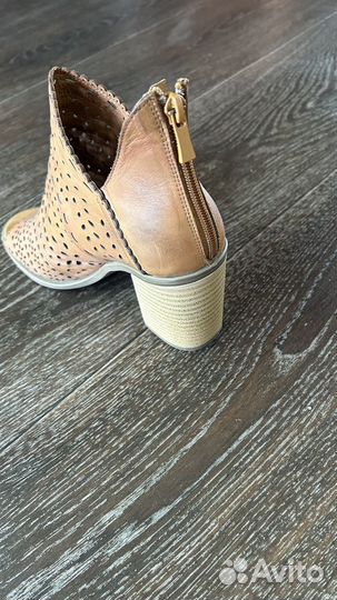 Продам туфли