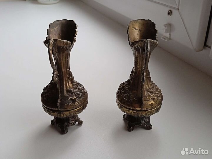 Кувшин бронза