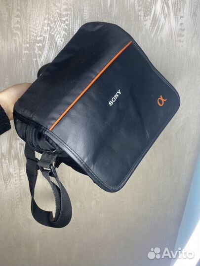 Зеркальный фотоаппарат Sony + Чекол