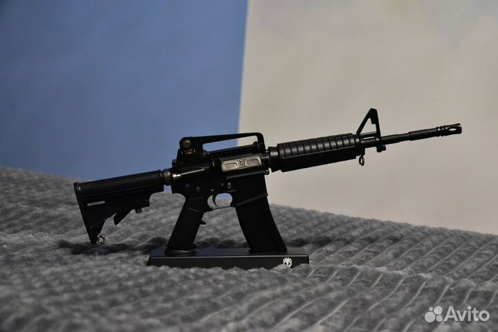 М4А1 металлическая модель разборная 1:3