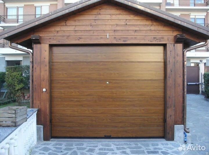 Секционные ворота