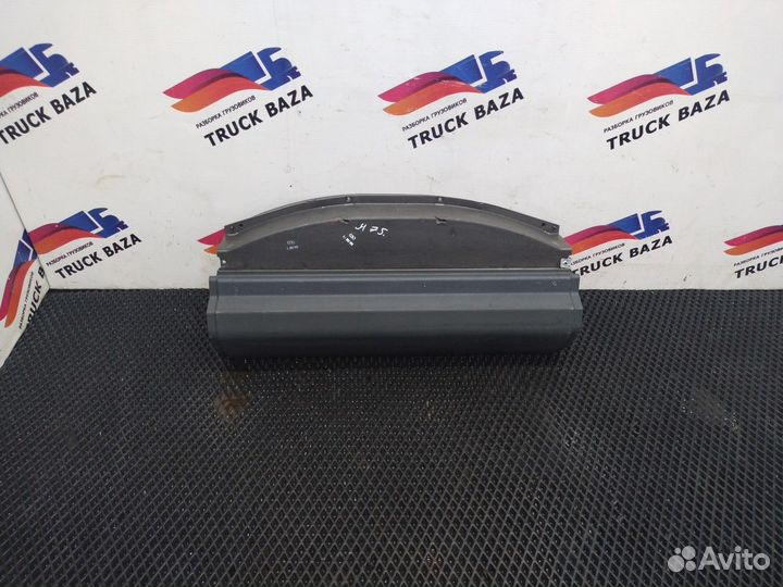 81639030315 Полка верхняя правая