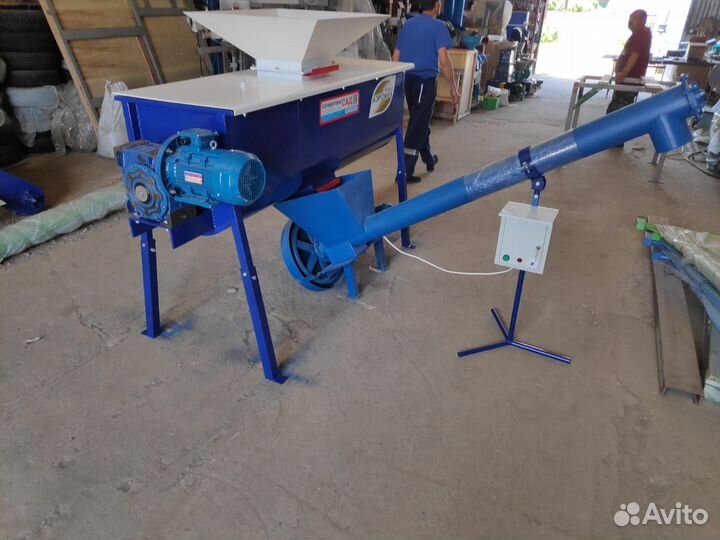 Дозатор-Смеситель (горизонтальный) под гранулятор