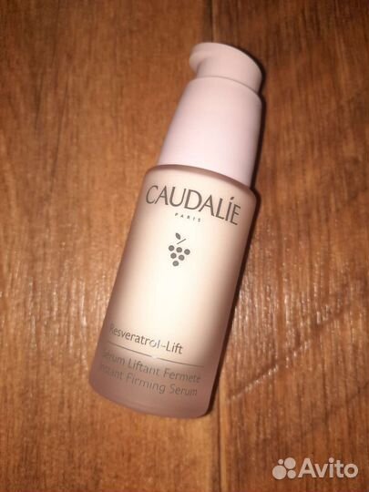 Сыворотка Caudalie Resveratol-Lift