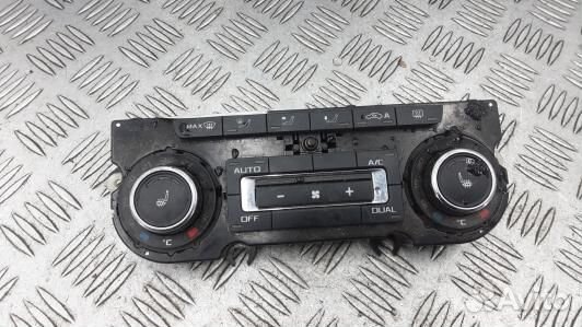 Блок управления печки и климат-контроля skoda yeti