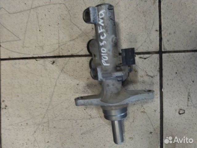 Главный тормозной цилиндр Volkswagen Polo 5 cfna