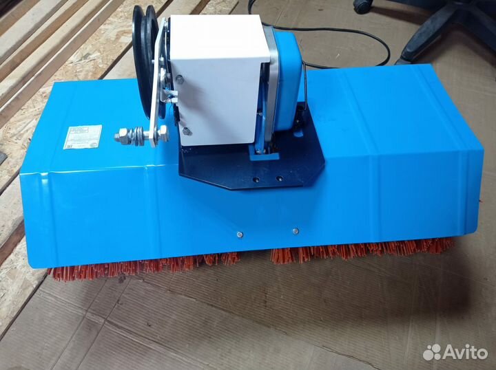 Мотоблок Нева мб 2, с щеткой и снегоуборщик