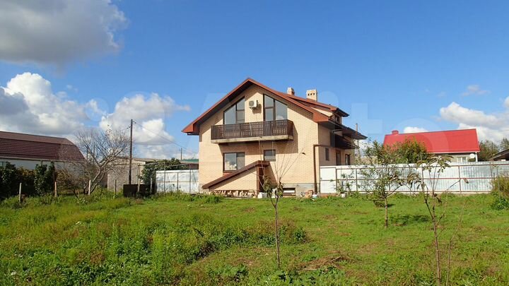 Коттедж 162,1 м² на участке 14,5 сот.