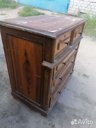 Антикварный комод
