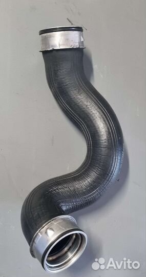 Патрубок интеркулера Mercedes A2035283382