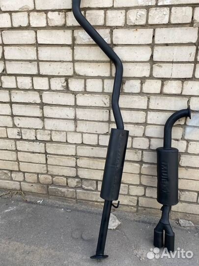 Раздвоенный выхлоп Hyundai Solaris