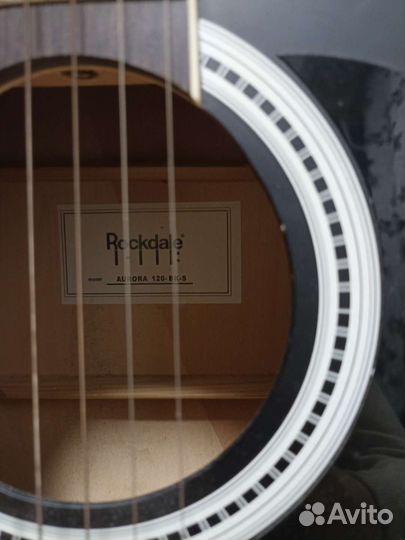 Гитара акустическая