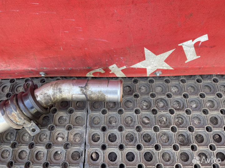 Патрубок охлаждения ретардера 2019 г. Daf XF106