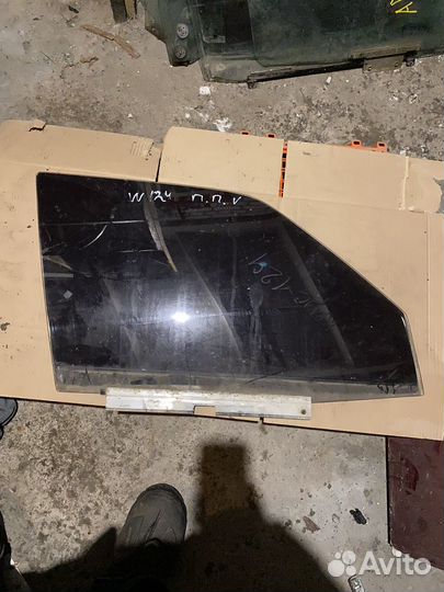 Стекло переднее правое mercedes w124