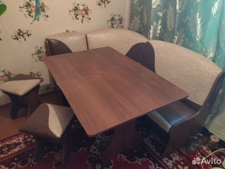 Кухонный уголок