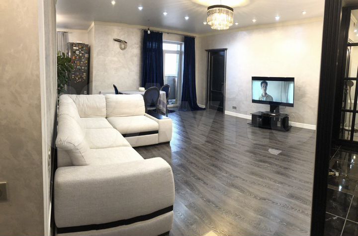 2-к. квартира, 64,6 м², 19/19 эт.