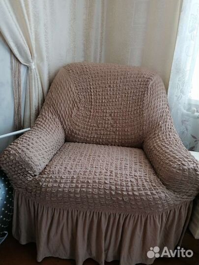 Диван и кресло б/у