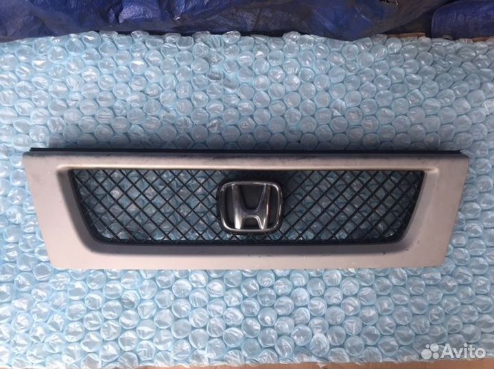 Решетка радиатора Honda Element YH2 K24A4 2004