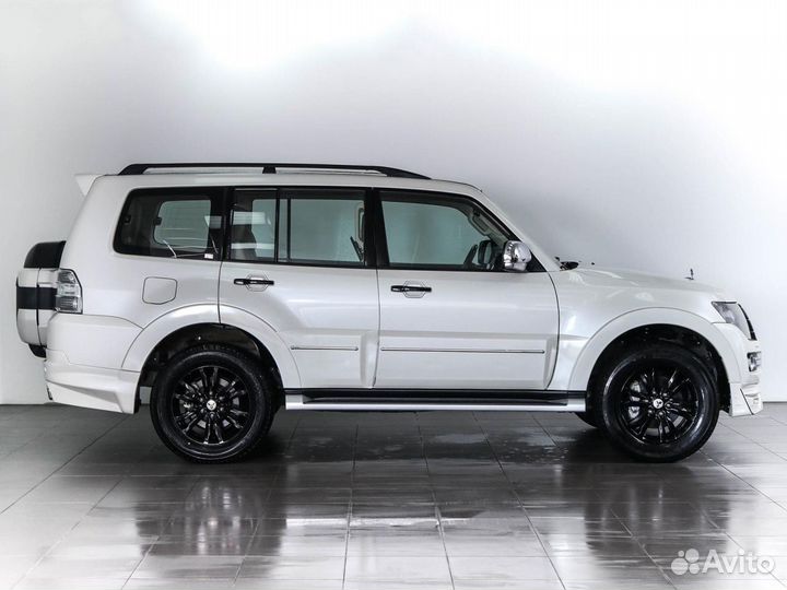 Mitsubishi Pajero 3.8 AT, 2019, 682 км