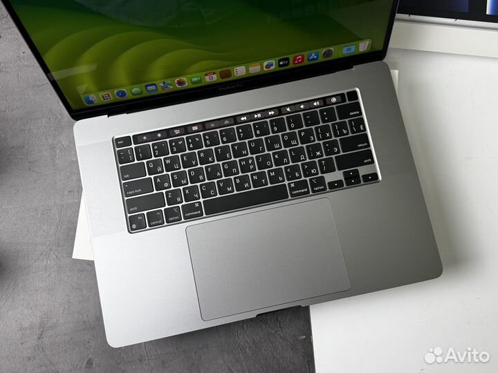 Эксклюзив MacBook Pro 16 4TB, RP5600M, 64GB Ram