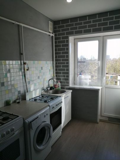 Комната 12 м² в 4-к., 5/5 эт.