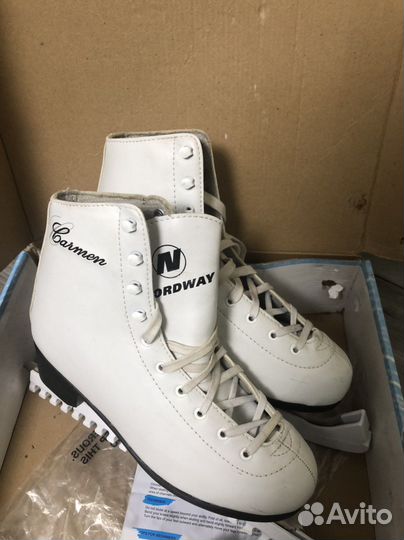 Коньки фигурные