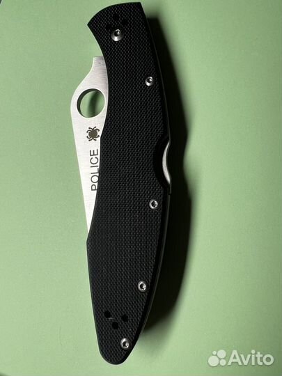 Легендарный туристический нож Spyderco Police G10