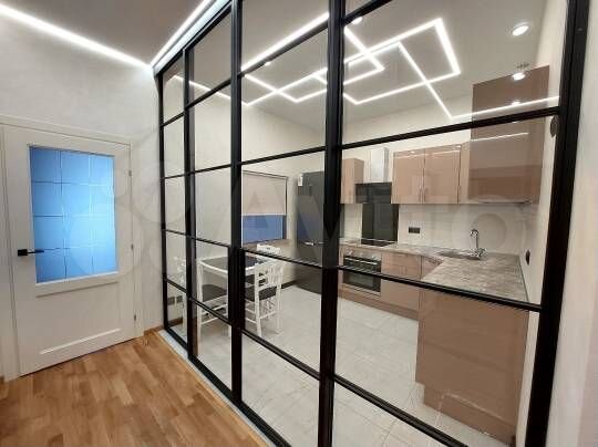 2-к. апартаменты, 76,7 м², 1/3 эт.