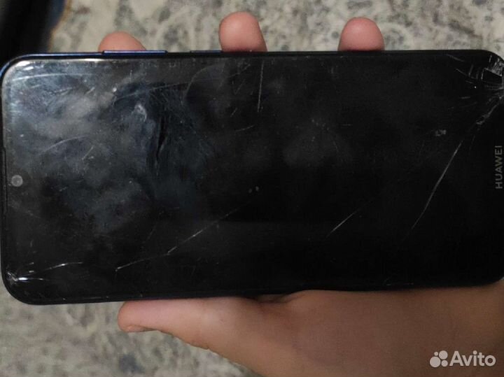 HUAWEI Y6s, 3/64 ГБ