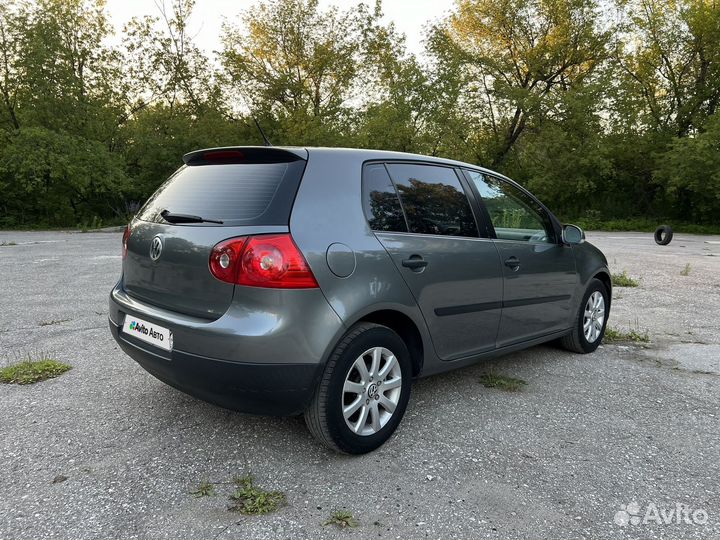 Volkswagen Golf 1.6 МТ, 2005, 132 000 км